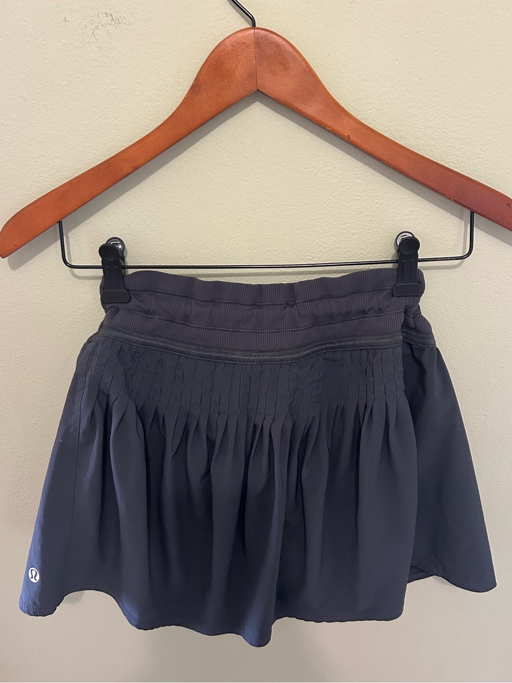 Lululemon Pleated Skort Size 10 - Picture 2 of 5